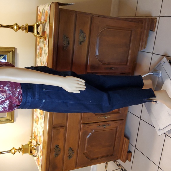 Chico's Perfect Stretch Girlfriend Slim Leg Ankle Jeans - Picture 8 of 13